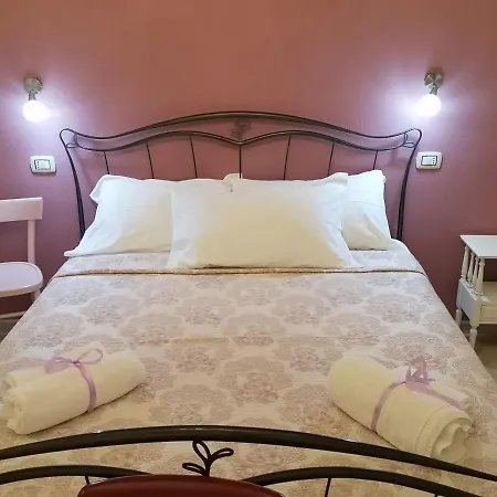 Bed & Breakfast Residenza La Gallinella 3*