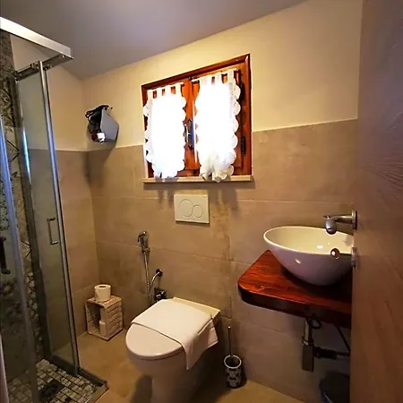 Residenza La Gallinella Bed & Breakfast