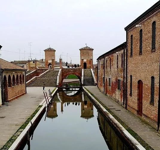 Residenza La Gallinella 3* 코마키오